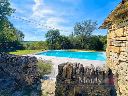 rénovation soignée pour ce bel ensemble immobilier au coeur