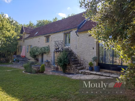 maison en pierre a l est de cahors - secteur limogne