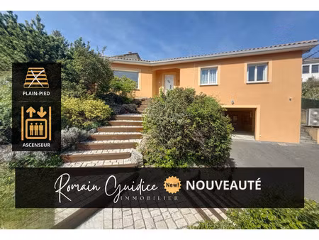 villa f5 148 m2 avec ascenseur sur terrain de 1014 m2