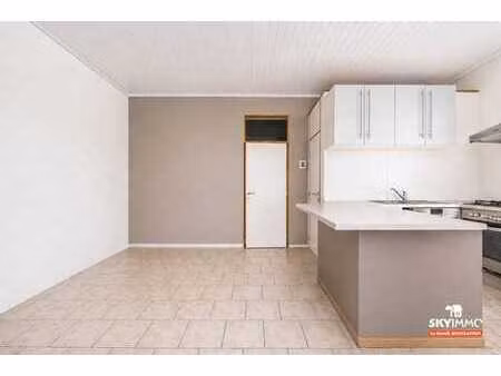 appartement au rez de chaussée + 2 ch + electrité conforme