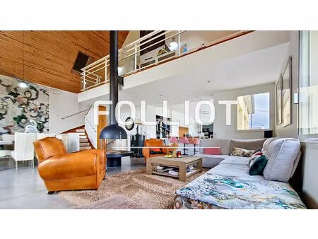 maison t10 (260m²) à vendre à saint martin de brehal 50290