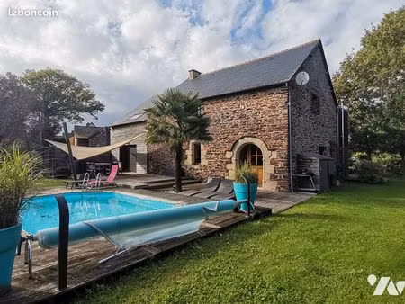maison 7 pièces 228 m²