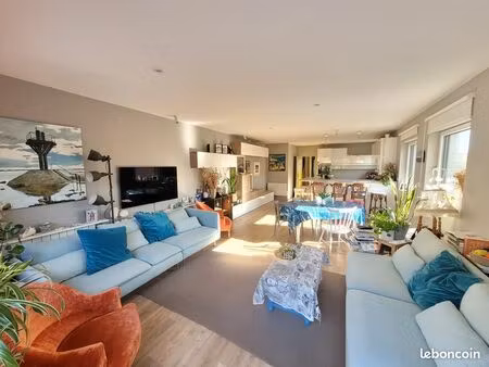maison semi - bourgeoise 190m²