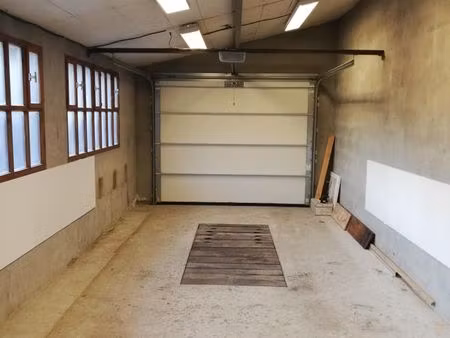 garage / parking dans garage collectif privé