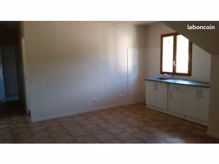 location f2