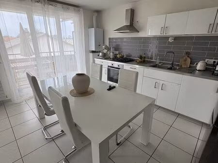 2 pièces – 55m2 – bourgoin-jallieu proche centre-ville