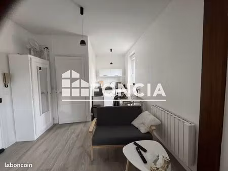studio 1 pièce 26 m²