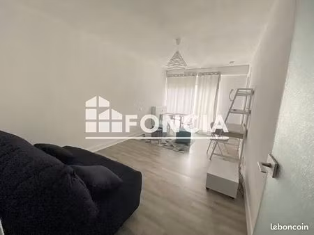 studio 1 pièce 27 m²