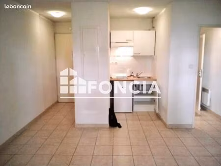 studio 1 pièce 26 m²