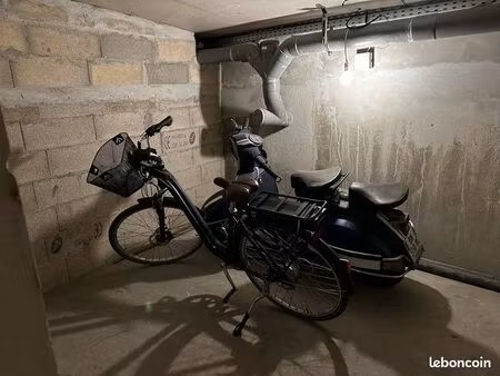 emplacement vélo 7e prox av de la corse / rue d'endoume