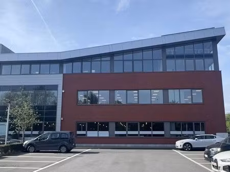 bien professionnel à louer à sint-denijs-westrem € 3.150 (lnzef) - cd-vastgoed bvba | zimm