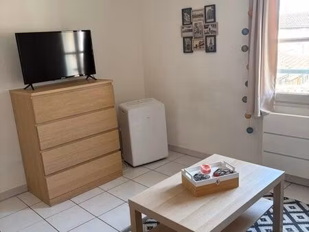 studio meublé intra-muros