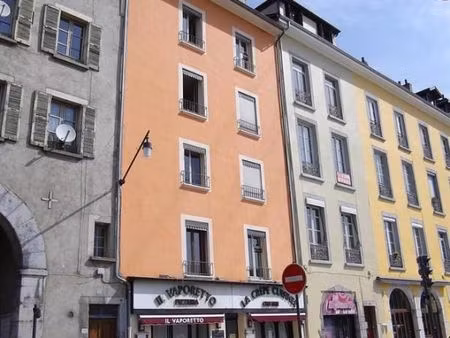 appartement 1 pièce 39 m²