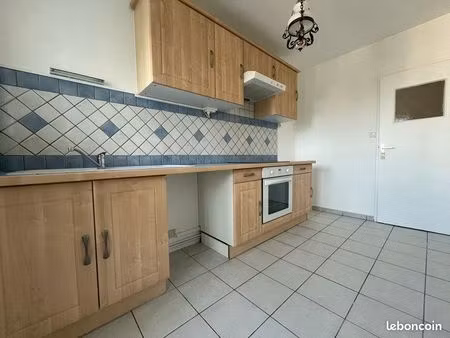 appartement 3 pièces 58 m²