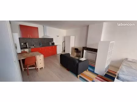 studio 1 pièce 33 m²
