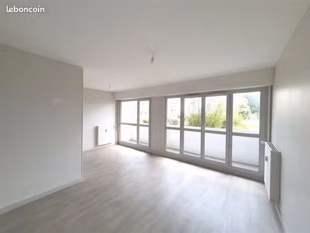 grand t1 de 34 m² avec balcon - proche gare de tours