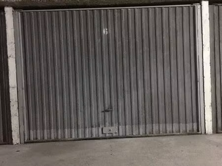 loue garage