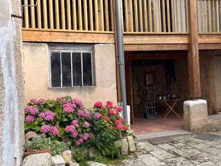 grande maison à rions