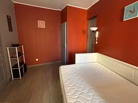 loue studio 30 m2 rénovation récente