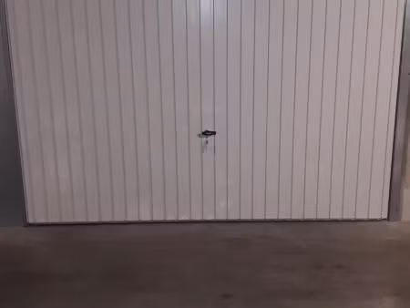 garage/box 14 m² lyon