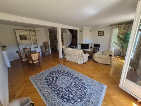 maison de luxe à vendre à fourqueux