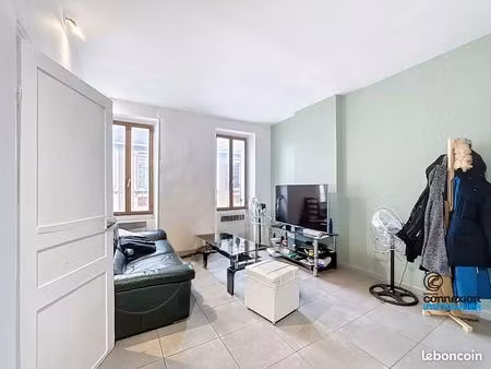 appartement 2 pièces 33 m²