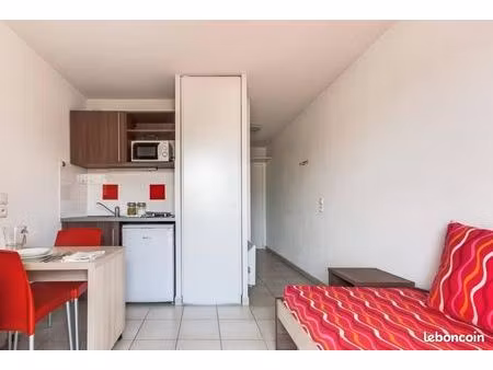 studio 1 pièce 18 m²