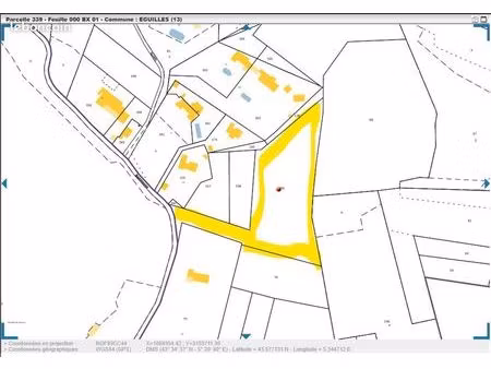 terrain eguilles les taulets 8520 m²
