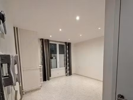studio marseille 7eme