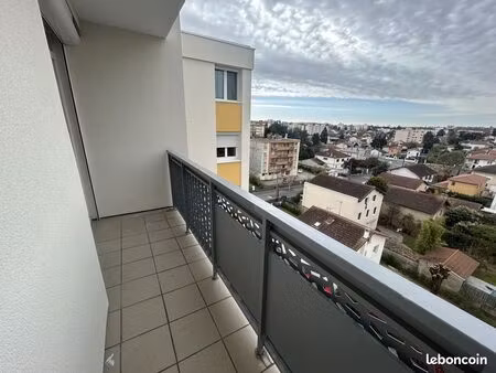 appartement 3 pièces 65 m²