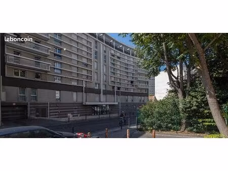 studio 1 pièce 20 m²