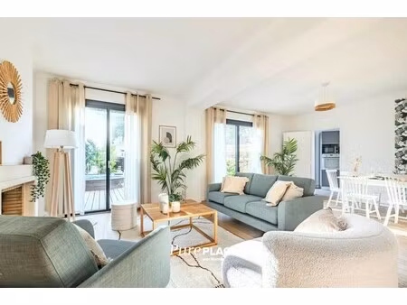 maison de luxe à vendre dans le quartier caudéran-barrière judaïque