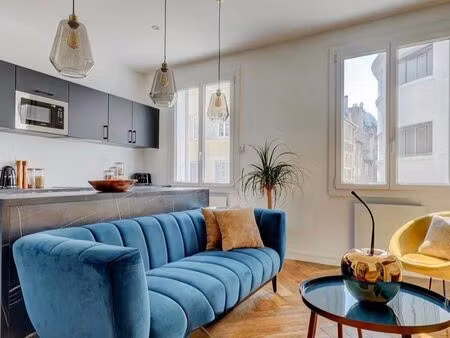 t2 meuble centre ville 13001