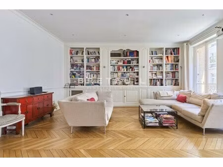 appartement de luxe à vendre dans le quartier arts et métiers