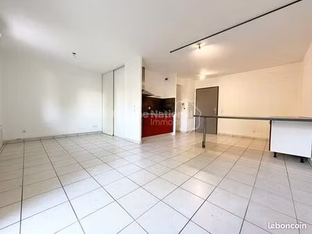 appartement 1 pièce 35 m²