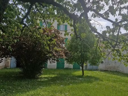 appartement 6 pièces 137 m²