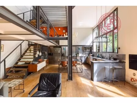 maison de luxe à vendre dans le quartier bas belleville