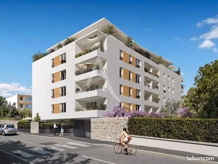 studio 3 pièces 61 m²