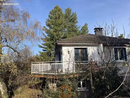 maison 7 pièces 151 m²