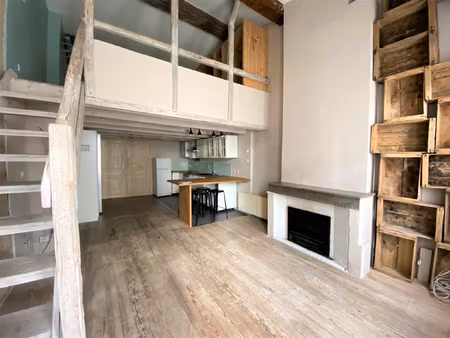 nimes jean jaures-carre d'art coquet t2 43 m2