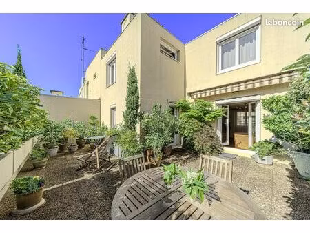 duplex 5 pièces 105 m²