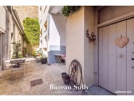 loft/atelier/surface 4 pièces 274 m²
