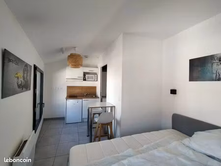 studio meublé