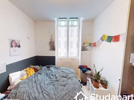 chambre 1 pièce 12 m²