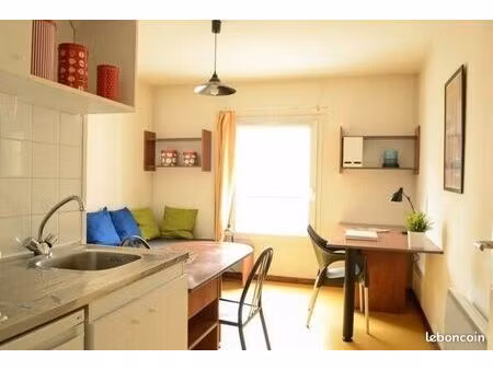 studio 1 pièce 18 m²