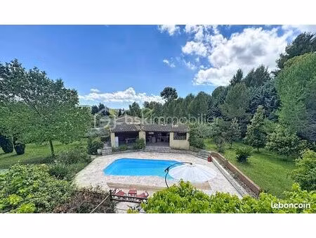 maison 5 pièces 165 m²