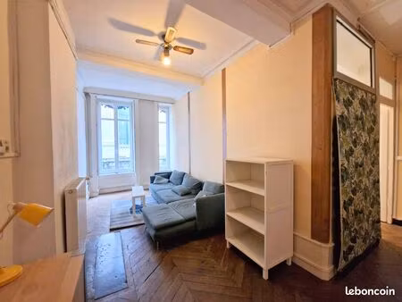 appartement 3 pièces 80 m²