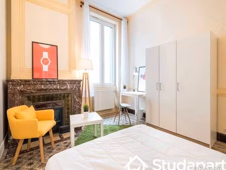 chambre 1 pièce 13 m²