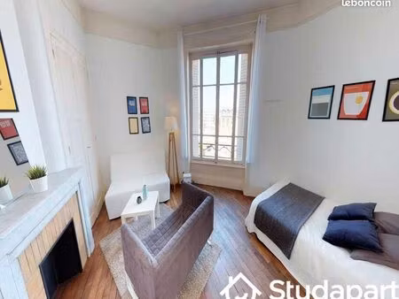 chambre 1 pièce 10 m²