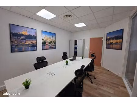 location postes équipés - coworking - rénovation neuve - proche métro jean jaurès